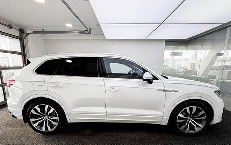 Volkswagen Touareg III, 2019 год, 6 199 000 рублей, 4 фотография