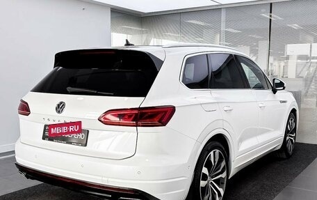 Volkswagen Touareg III, 2019 год, 6 199 000 рублей, 5 фотография