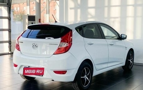 Hyundai Solaris II рестайлинг, 2013 год, 810 000 рублей, 5 фотография