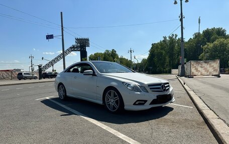 Mercedes-Benz E-Класс, 2011 год, 1 599 000 рублей, 2 фотография