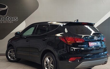 Hyundai Santa Fe III рестайлинг, 2018 год, 2 025 000 рублей, 3 фотография