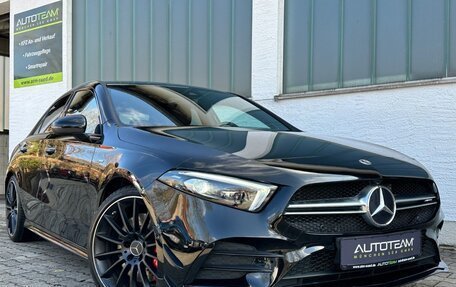 Mercedes-Benz A-Класс AMG, 2022 год, 4 000 000 рублей, 3 фотография
