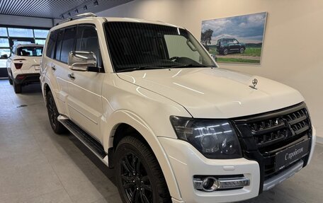 Mitsubishi Pajero IV, 2020 год, 3 990 000 рублей, 3 фотография