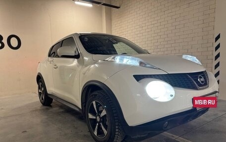 Nissan Juke II, 2011 год, 925 000 рублей, 2 фотография