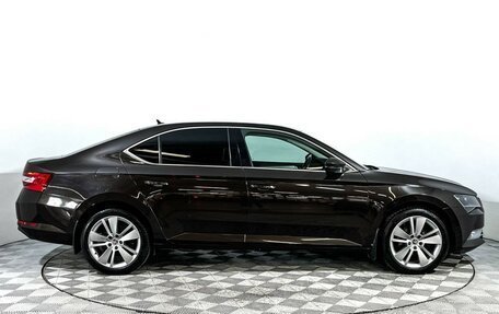Skoda Superb III рестайлинг, 2015 год, 1 732 000 рублей, 4 фотография