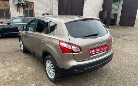 Nissan Qashqai, 2011 год, 1 090 000 рублей, 6 фотография