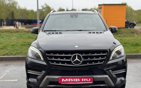 Mercedes-Benz M-Класс, 2012 год, 2 950 000 рублей, 3 фотография