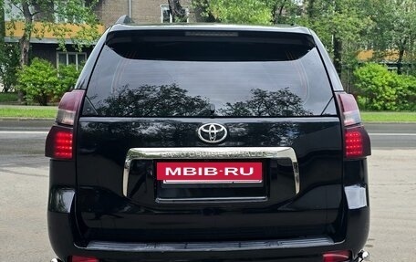 Toyota Land Cruiser Prado 150 рестайлинг 2, 2011 год, 2 330 000 рублей, 6 фотография