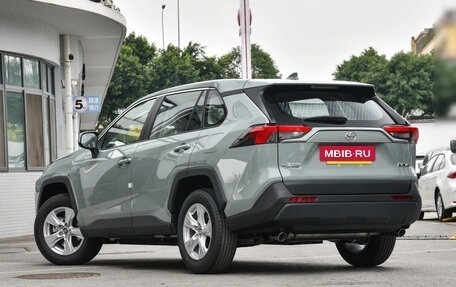Toyota RAV4, 2025 год, 2 748 426 рублей, 3 фотография