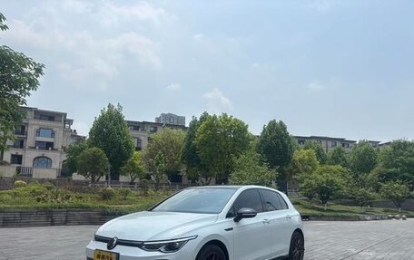 Volkswagen Golf VIII, 2021 год, 1 810 000 рублей, 3 фотография