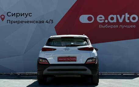 Hyundai Kona I, 2022 год, 2 620 000 рублей, 5 фотография