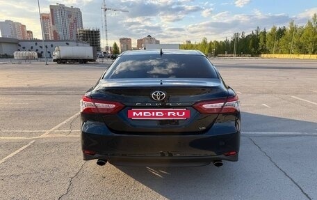 Toyota Camry, 2019 год, 3 600 000 рублей, 4 фотография