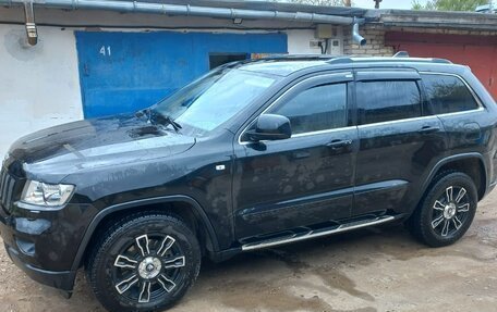 Jeep Grand Cherokee, 2012 год, 2 000 000 рублей, 3 фотография