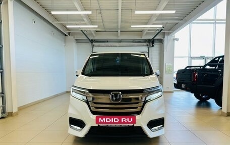Honda Stepwgn IV, 2018 год, 2 999 900 рублей, 9 фотография