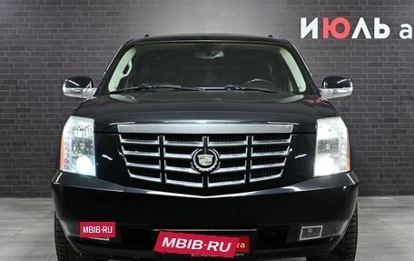 Cadillac Escalade III, 2012 год, 2 288 000 рублей, 2 фотография