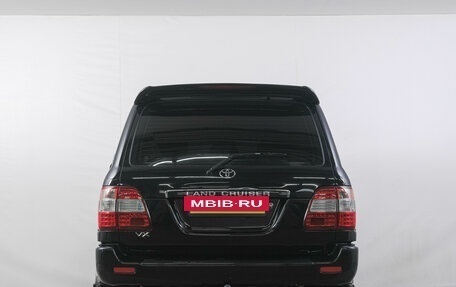 Toyota Land Cruiser 100 рестайлинг 2, 2007 год, 2 389 000 рублей, 4 фотография