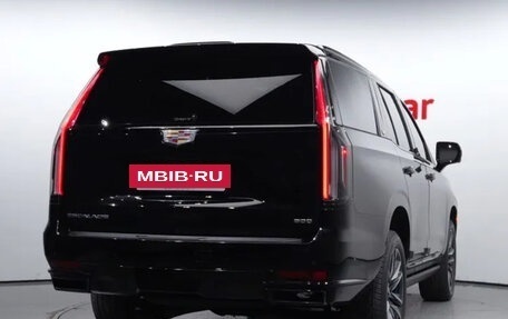 Cadillac Escalade V, 2023 год, 13 480 000 рублей, 4 фотография