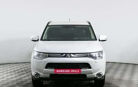 Mitsubishi Outlander III рестайлинг 3, 2013 год, 1 390 000 рублей, 2 фотография