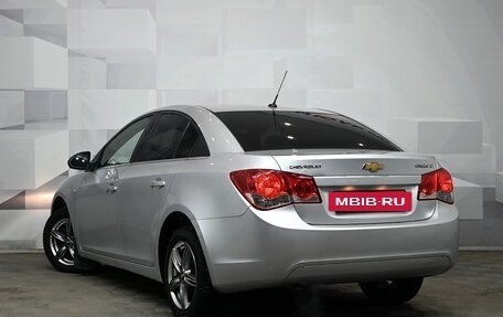 Chevrolet Cruze II, 2011 год, 830 000 рублей, 4 фотография