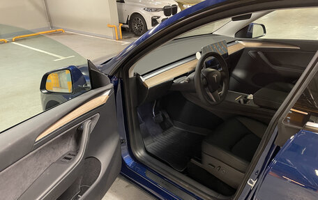 Tesla Model Y I, 2022 год, 4 600 000 рублей, 3 фотография