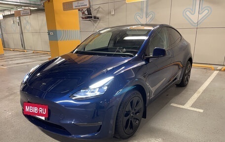 Tesla Model Y I, 2022 год, 4 600 000 рублей, 2 фотография