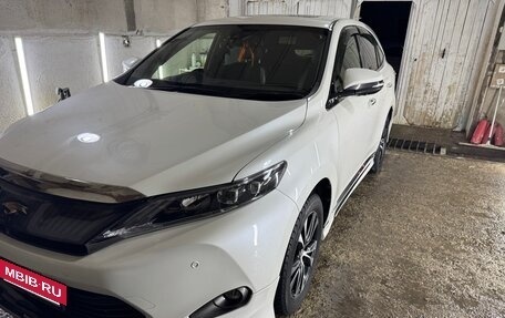 Toyota Harrier, 2016 год, 2 800 000 рублей, 2 фотография