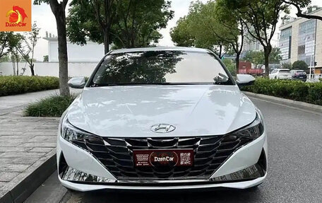 Hyundai Elantra, 2021 год, 1 150 000 рублей, 2 фотография