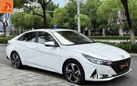 Hyundai Elantra, 2021 год, 1 150 000 рублей, 3 фотография
