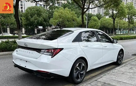 Hyundai Elantra, 2021 год, 1 150 000 рублей, 4 фотография