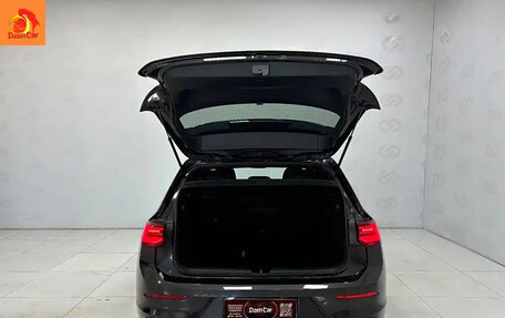Volkswagen Golf VIII, 2021 год, 1 480 000 рублей, 6 фотография