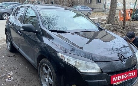 Renault Megane III, 2011 год, 560 000 рублей, 2 фотография
