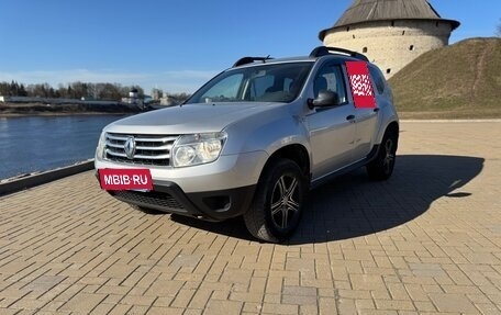 Renault Duster I рестайлинг, 2013 год, 810 000 рублей, 2 фотография