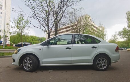 Volkswagen Polo VI (EU Market), 2015 год, 700 000 рублей, 3 фотография