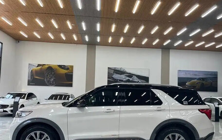 Ford Explorer VI, 2021 год, 3 520 000 рублей, 3 фотография