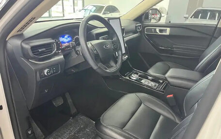 Ford Explorer VI, 2021 год, 3 520 000 рублей, 6 фотография