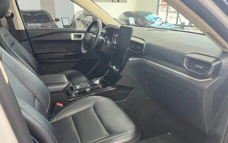 Ford Explorer VI, 2021 год, 3 520 000 рублей, 7 фотография