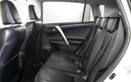 Toyota RAV4, 2014 год, 1 995 000 рублей, 10 фотография