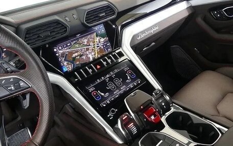Lamborghini Urus I, 2022 год, 22 800 000 рублей, 7 фотография