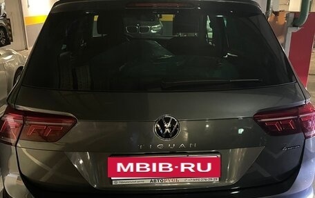 Volkswagen Tiguan II, 2021 год, 3 800 000 рублей, 11 фотография