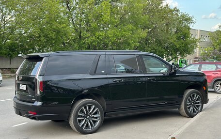 Cadillac Escalade V, 2023 год, 15 850 000 рублей, 7 фотография