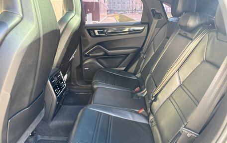 Porsche Cayenne III, 2019 год, 8 290 000 рублей, 12 фотография