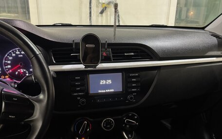 KIA Rio IV, 2020 год, 1 680 000 рублей, 13 фотография
