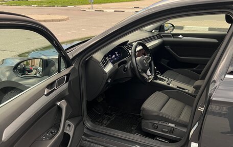 Volkswagen Passat B8 рестайлинг, 2020 год, 2 750 000 рублей, 12 фотография