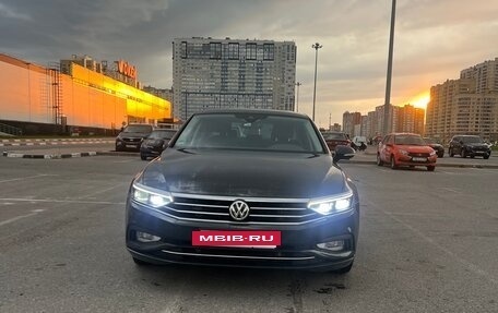 Volkswagen Passat B8 рестайлинг, 2020 год, 2 750 000 рублей, 3 фотография