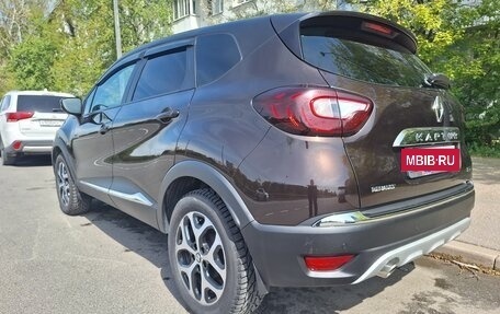 Renault Kaptur I рестайлинг, 2018 год, 1 800 000 рублей, 4 фотография