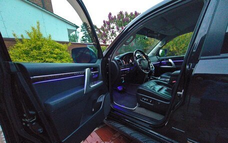 Toyota Land Cruiser 200, 2012 год, 3 850 000 рублей, 6 фотография