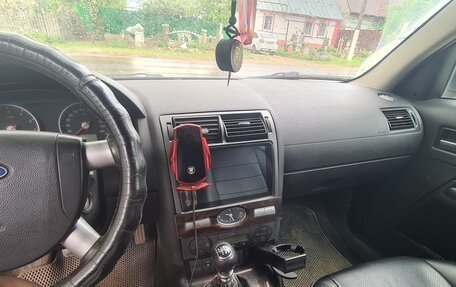 Ford Mondeo III, 2005 год, 300 000 рублей, 4 фотография