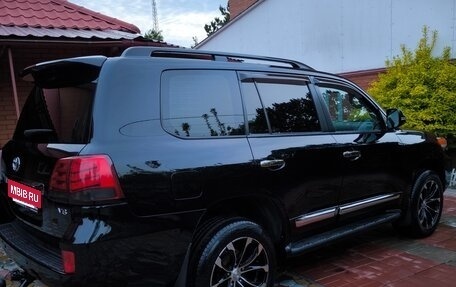 Toyota Land Cruiser 200, 2012 год, 3 850 000 рублей, 9 фотография