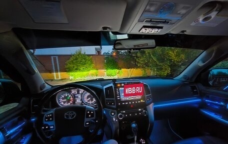 Toyota Land Cruiser 200, 2012 год, 3 850 000 рублей, 11 фотография