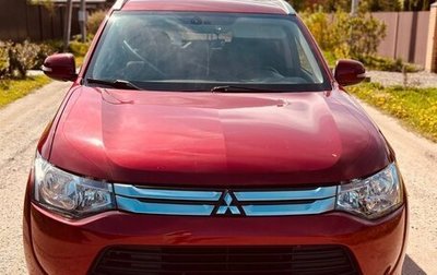 Mitsubishi Outlander III рестайлинг 3, 2014 год, 1 550 000 рублей, 1 фотография